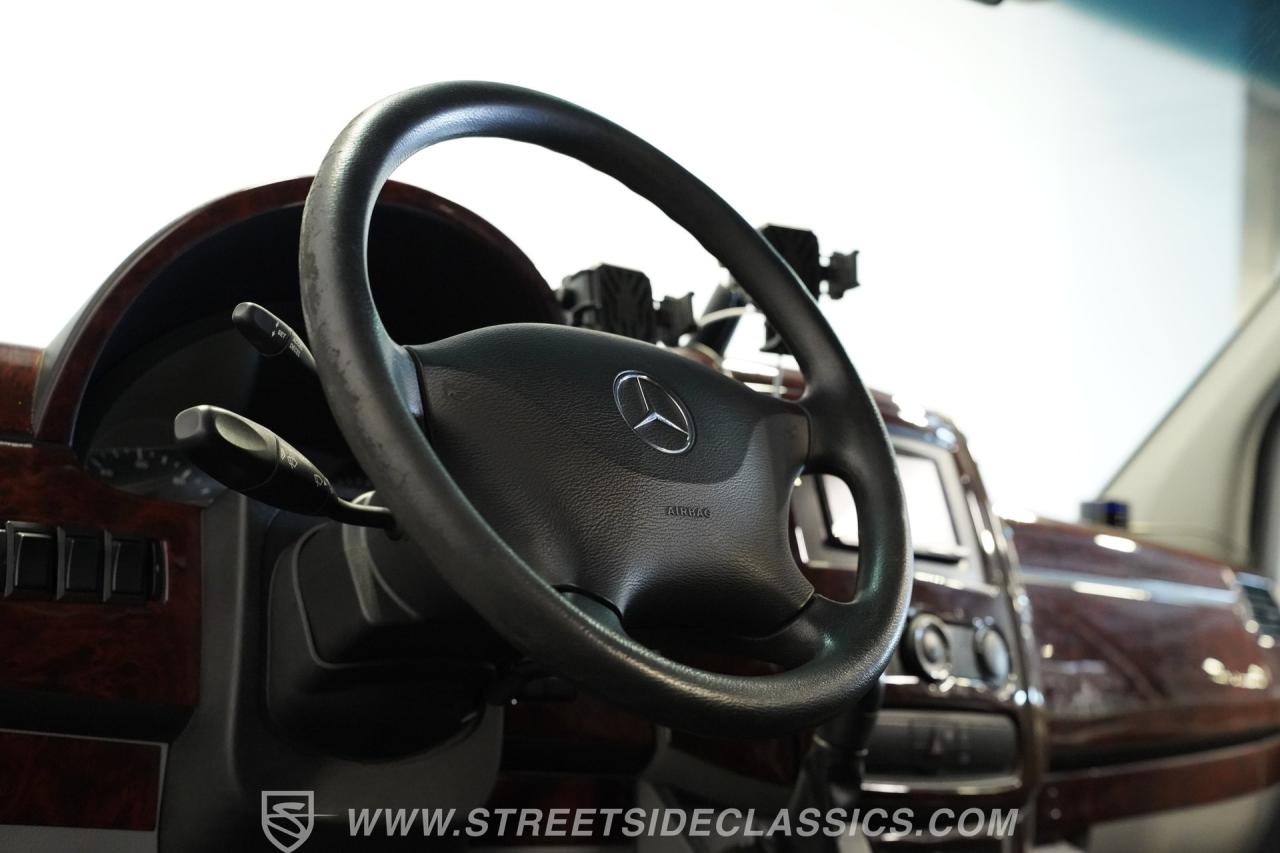 2011 Mercedes - Benz Sprinter 2500 Limousine