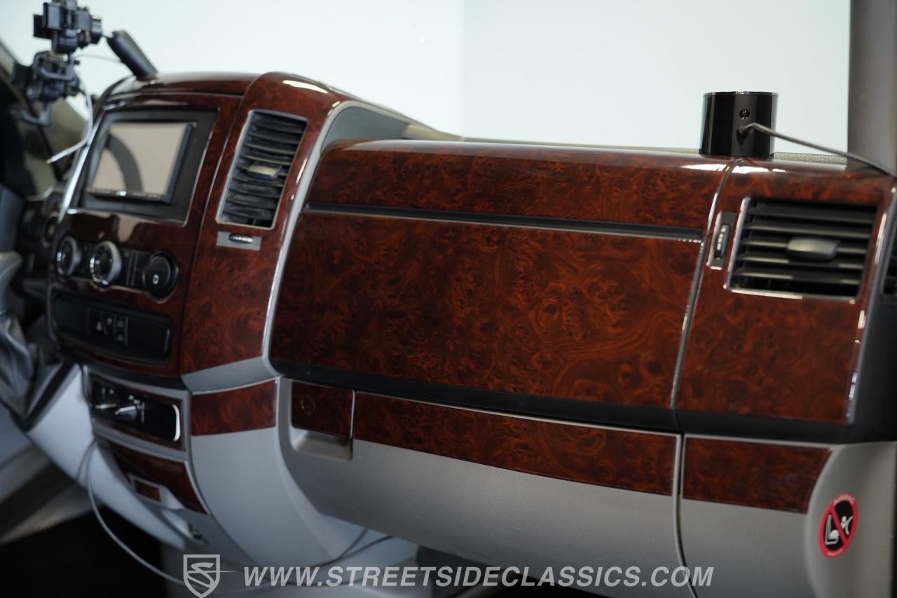 2011 Mercedes - Benz Sprinter 2500 Limousine