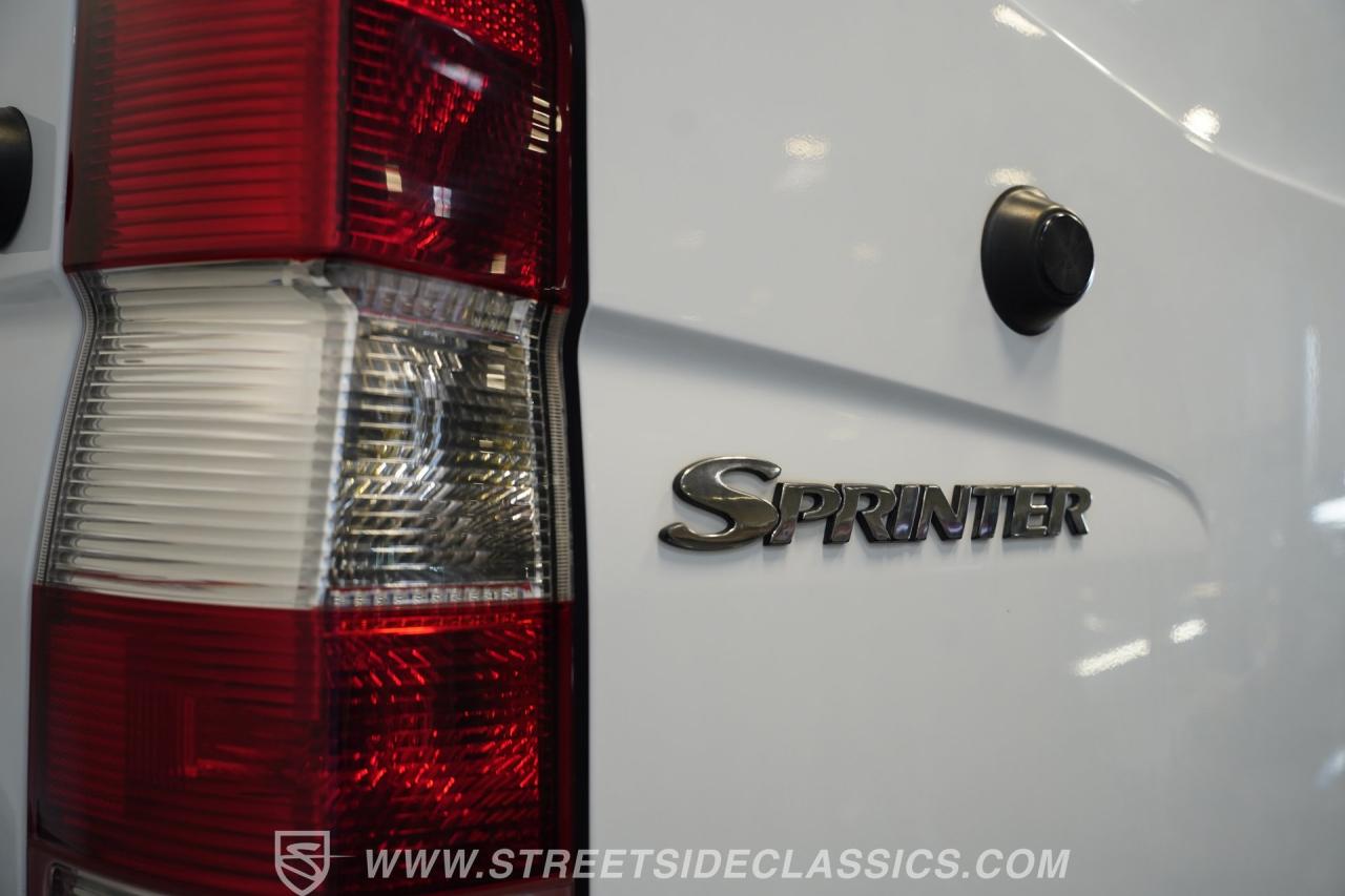 2011 Mercedes - Benz Sprinter 2500 Limousine