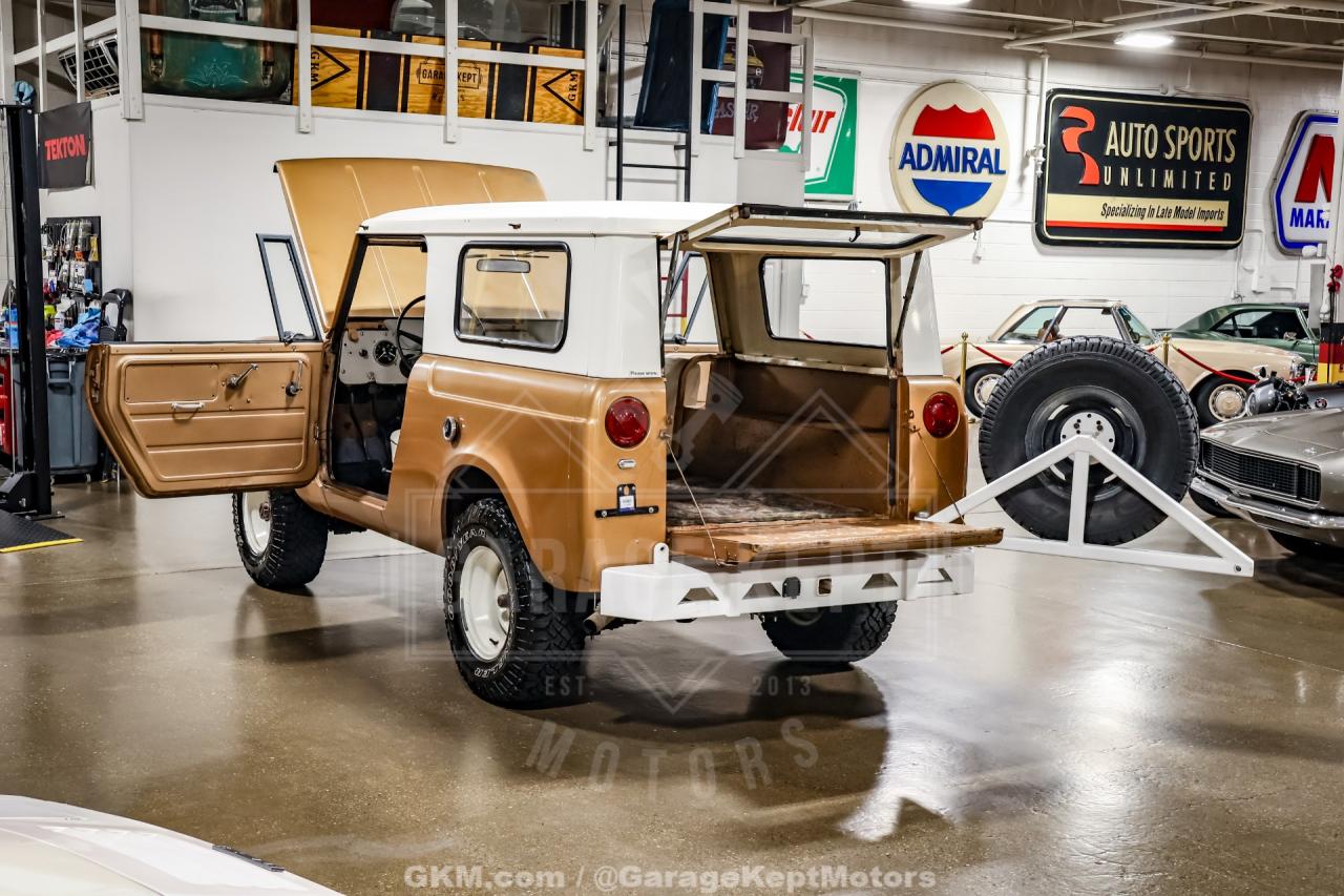 1965 International Scout 80