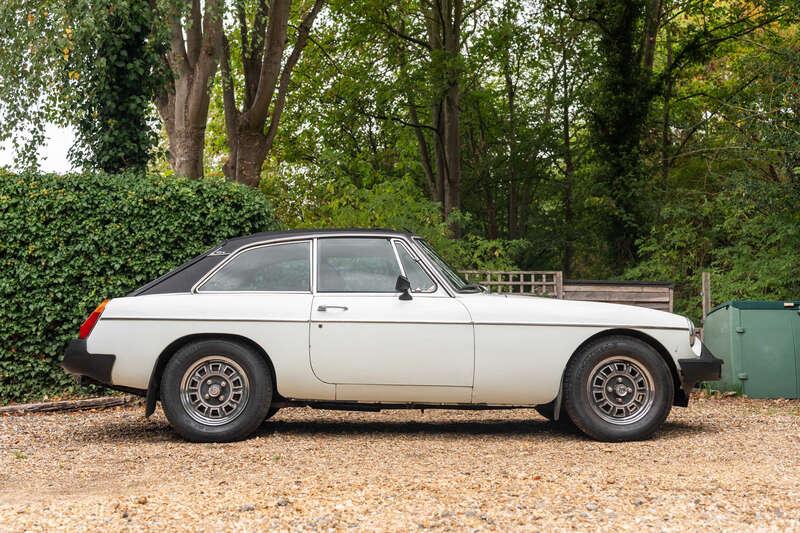 1976 MG BGT V8