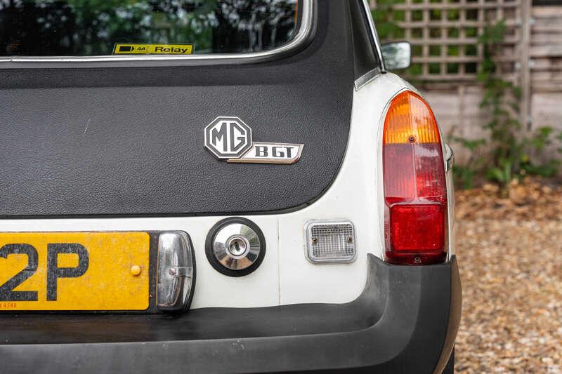 1976 MG BGT V8