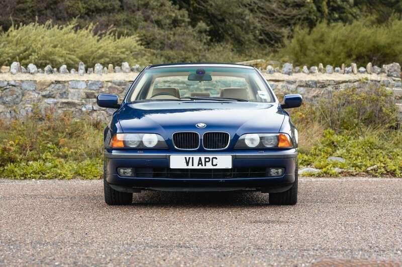 1999 BMW 523I