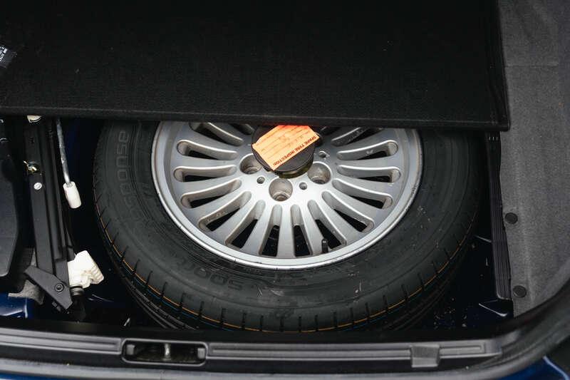 1999 BMW 523I