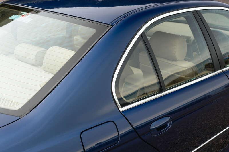 1999 BMW 523I