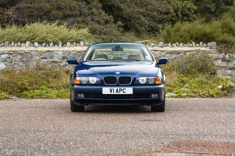 1999 BMW 523I