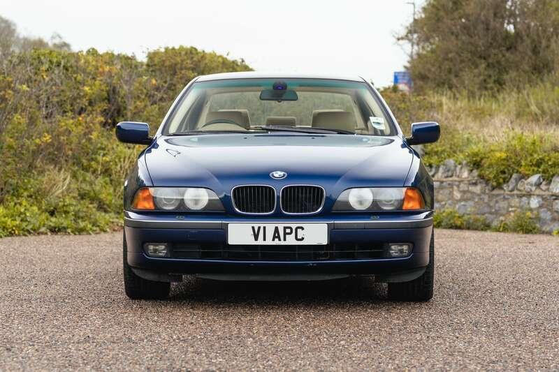 1999 BMW 523I
