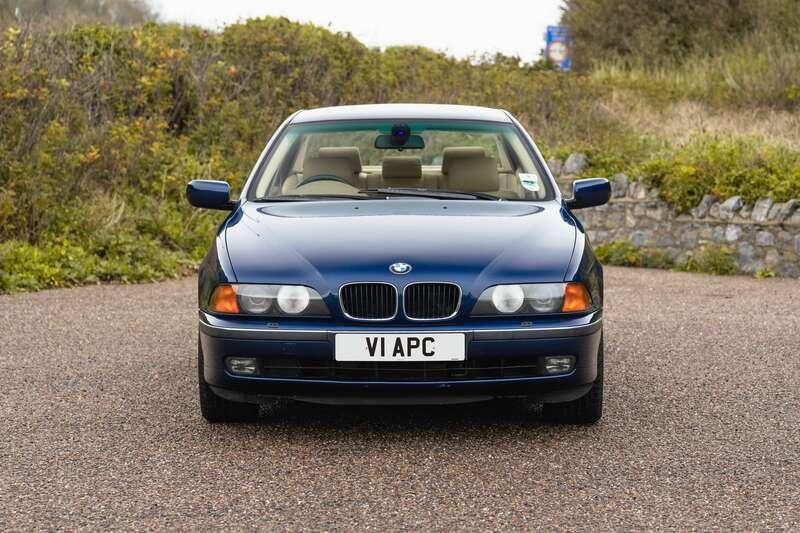 1999 BMW 523I