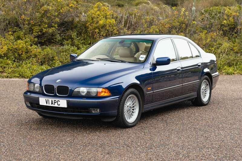 1999 BMW 523I