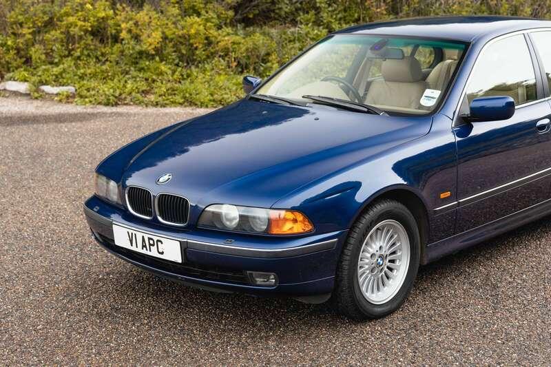 1999 BMW 523I