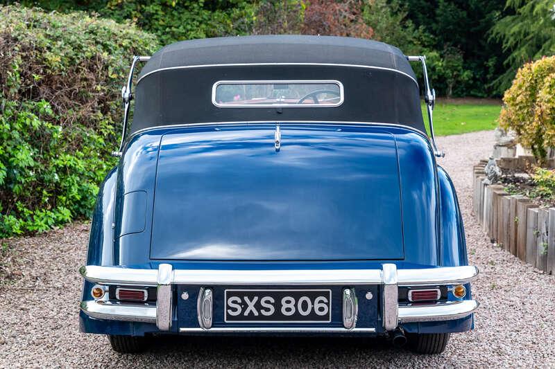 1950 Jaguar MKV THREE-POSITION DROPHEAD COUP&Eacute;