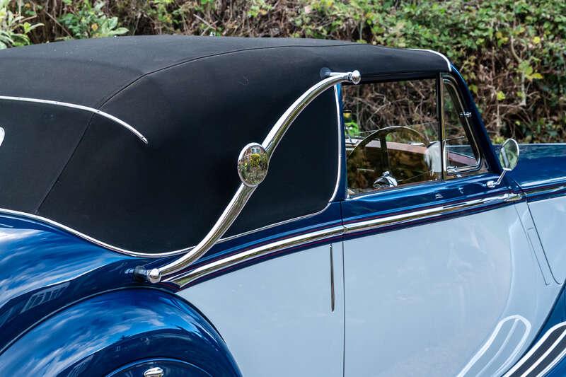 1950 Jaguar MKV THREE-POSITION DROPHEAD COUP&Eacute;