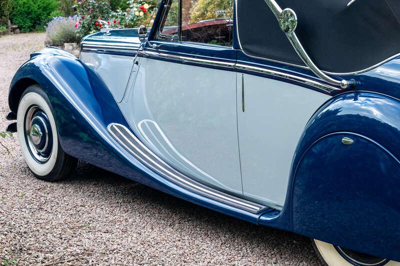 1950 Jaguar MKV THREE-POSITION DROPHEAD COUP&Eacute;