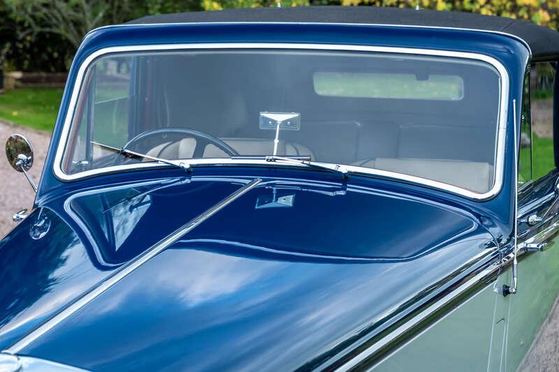 1950 Jaguar MKV THREE-POSITION DROPHEAD COUP&Eacute;