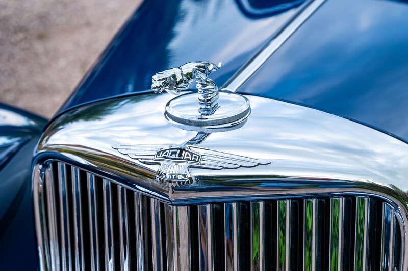 1950 Jaguar MKV THREE-POSITION DROPHEAD COUP&Eacute;