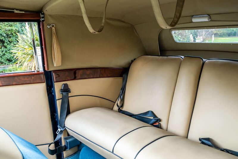 1950 Jaguar MKV THREE-POSITION DROPHEAD COUP&Eacute;
