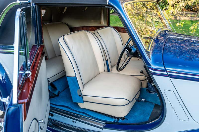 1950 Jaguar MKV THREE-POSITION DROPHEAD COUP&Eacute;