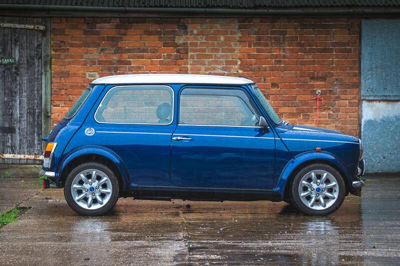 2001 Rover MINI