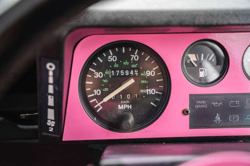 1987 Land Rover Defender