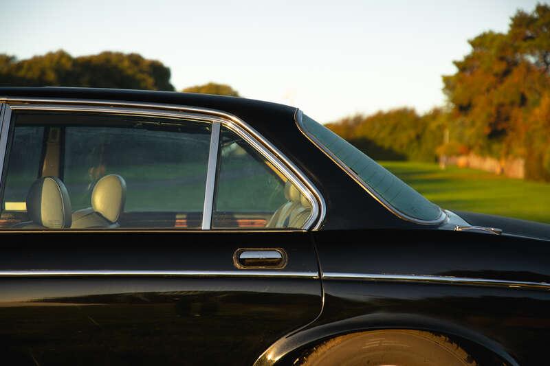1988 Daimler Double Six