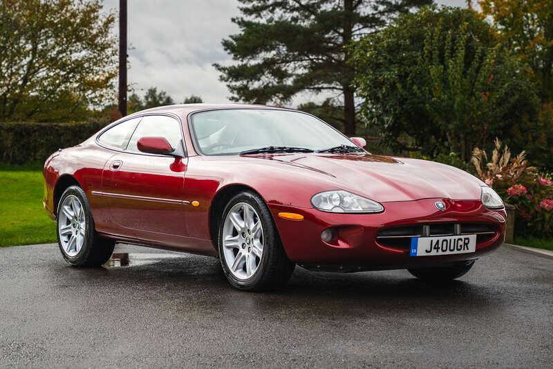 1998 Jaguar XK8