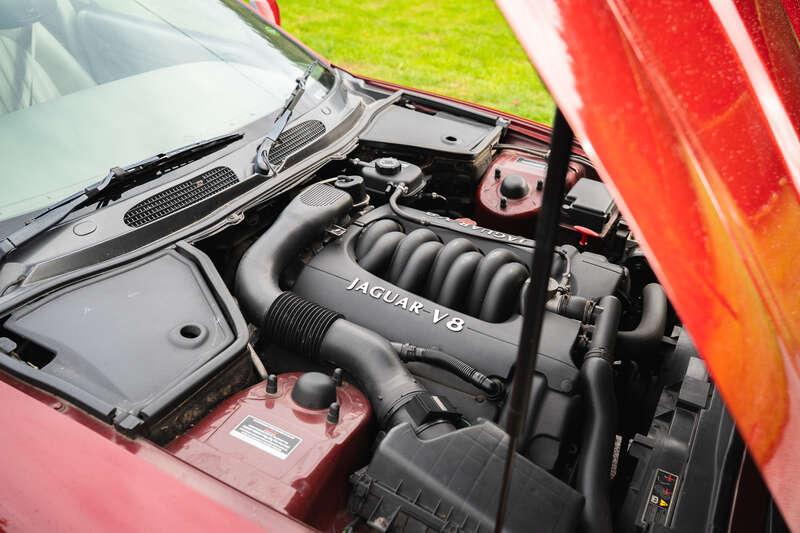 1998 Jaguar XK8