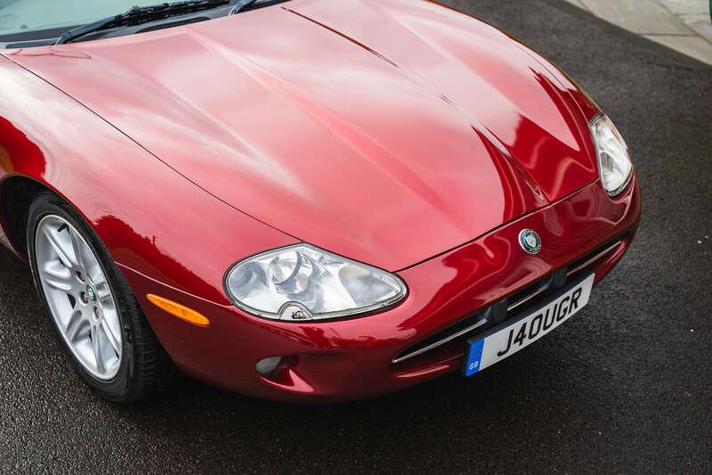 1998 Jaguar XK8