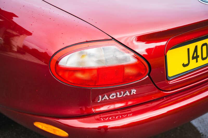 1998 Jaguar XK8
