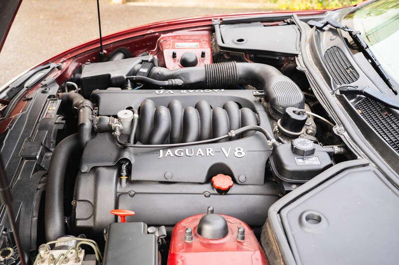 1998 Jaguar XK8