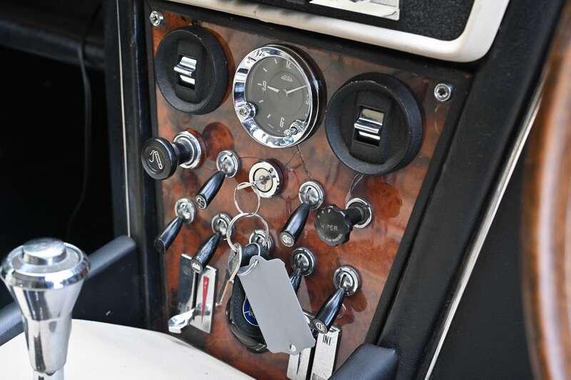 1967 Jensen FF