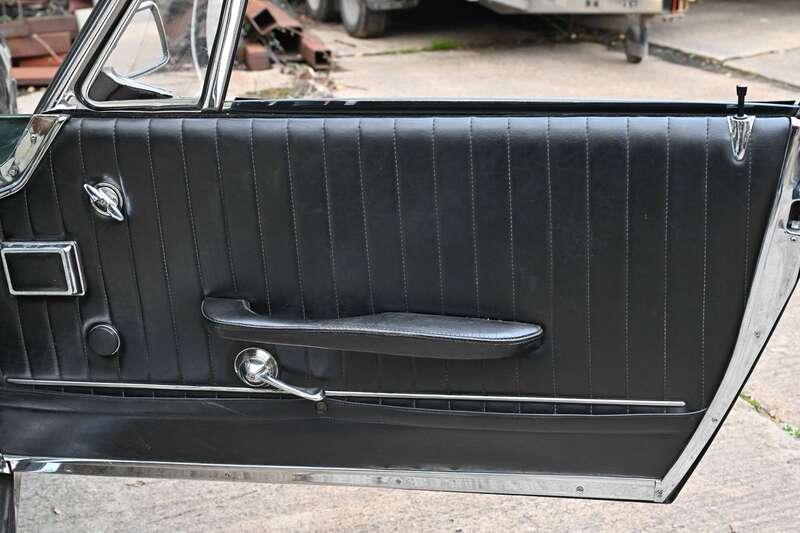 1967 Jensen FF