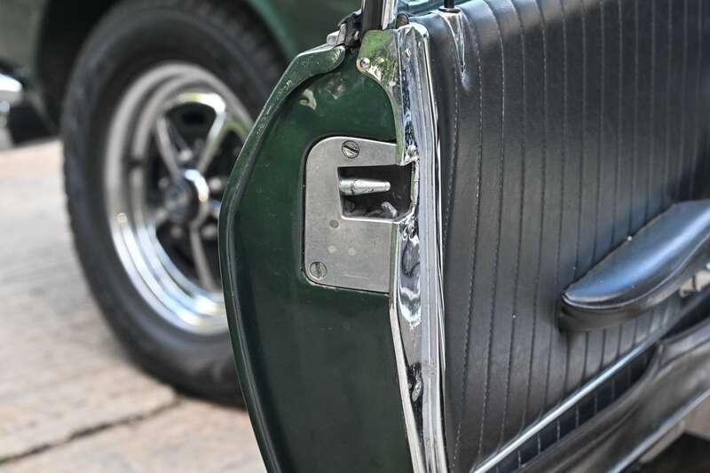 1967 Jensen FF