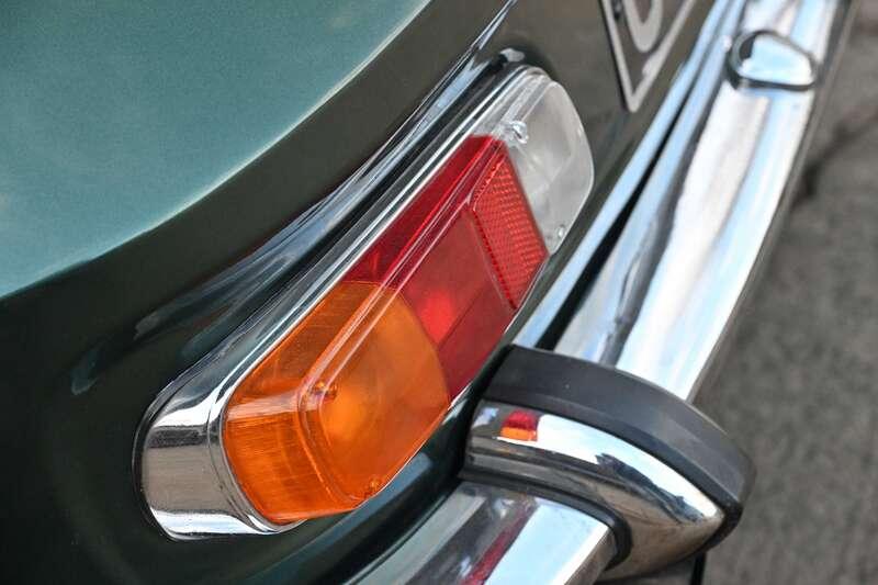 1967 Jensen FF