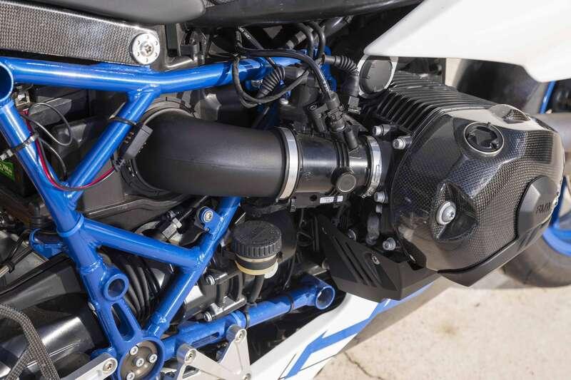 2010 BMW HP2 SPORT