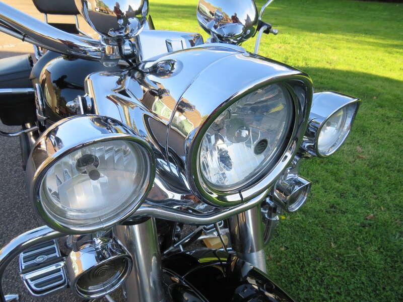 2009 Harley Davidson FLHRC ROAD KING CLASSIC