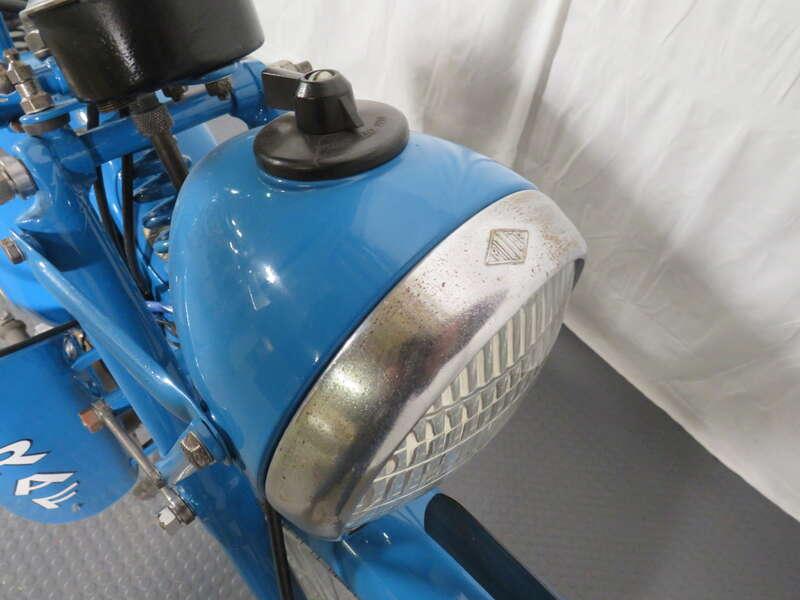 1950 JAMES COMET