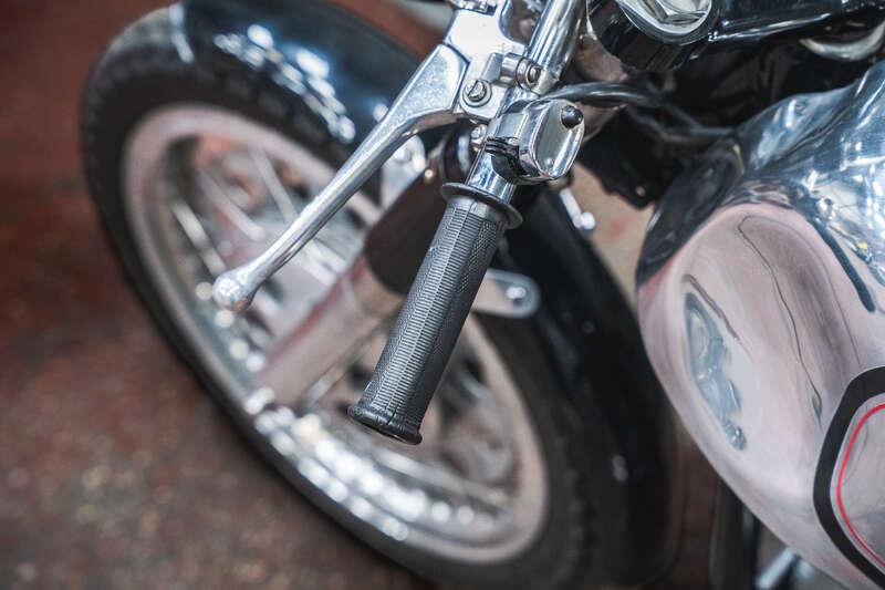 1961 NORTON DOMINATOR CAFE RACER