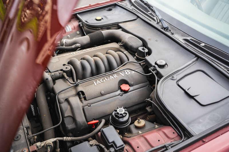 1998 Jaguar XJ8