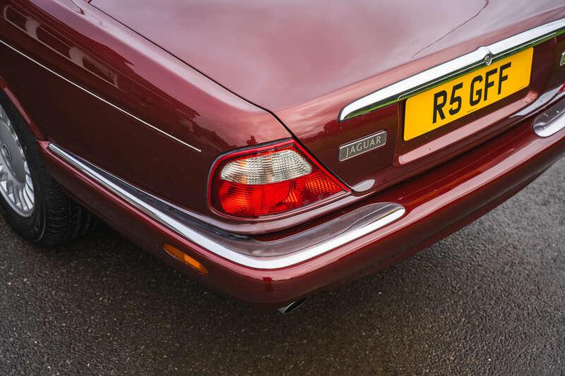 1998 Jaguar XJ8