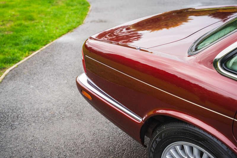 1998 Jaguar XJ8