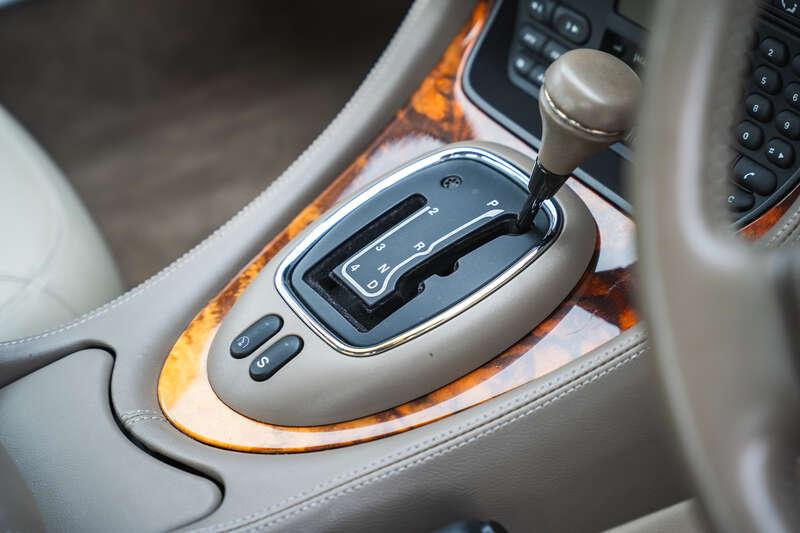 1998 Jaguar XJ8