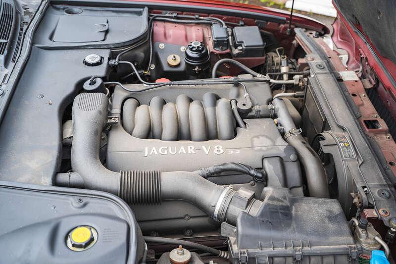 1998 Jaguar XJ8
