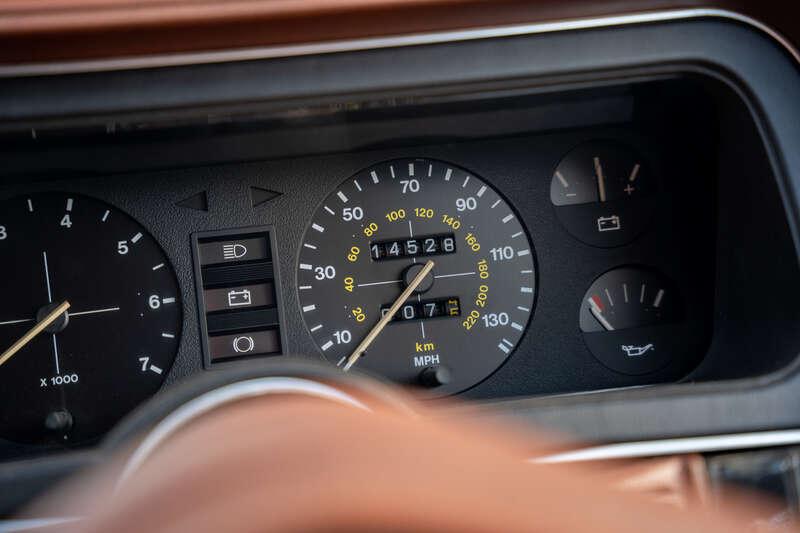 1976 Ford GRANADA GL 2000
