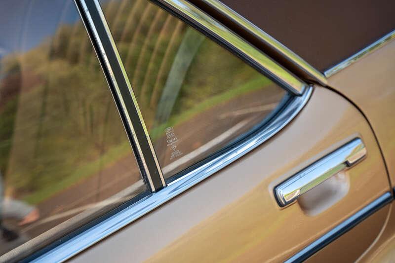 1976 Ford GRANADA GL 2000