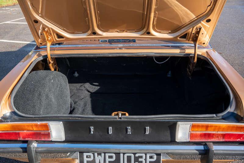 1976 Ford GRANADA GL 2000