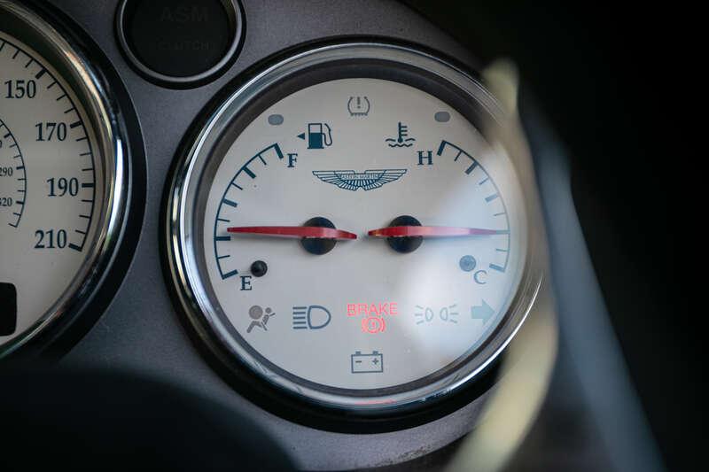2003 Aston Martin Vanquish