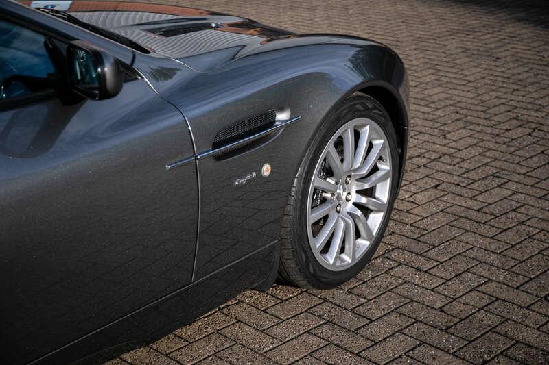 2003 Aston Martin Vanquish