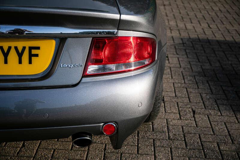 2003 Aston Martin Vanquish