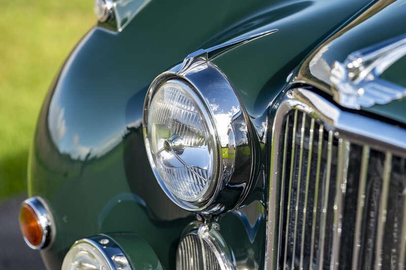 1955 Jaguar MK VII SALOON
