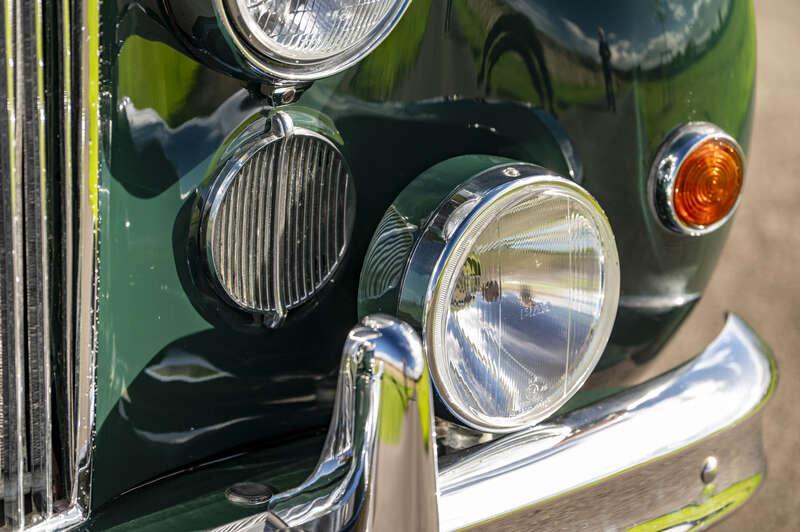 1955 Jaguar MK VII SALOON